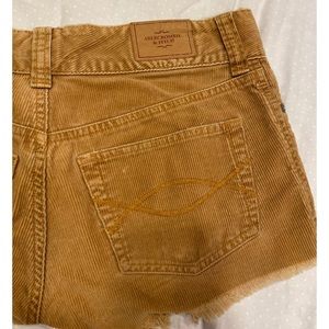 Abercrombie&Fitch• 
Corduroy Fringed Shorts